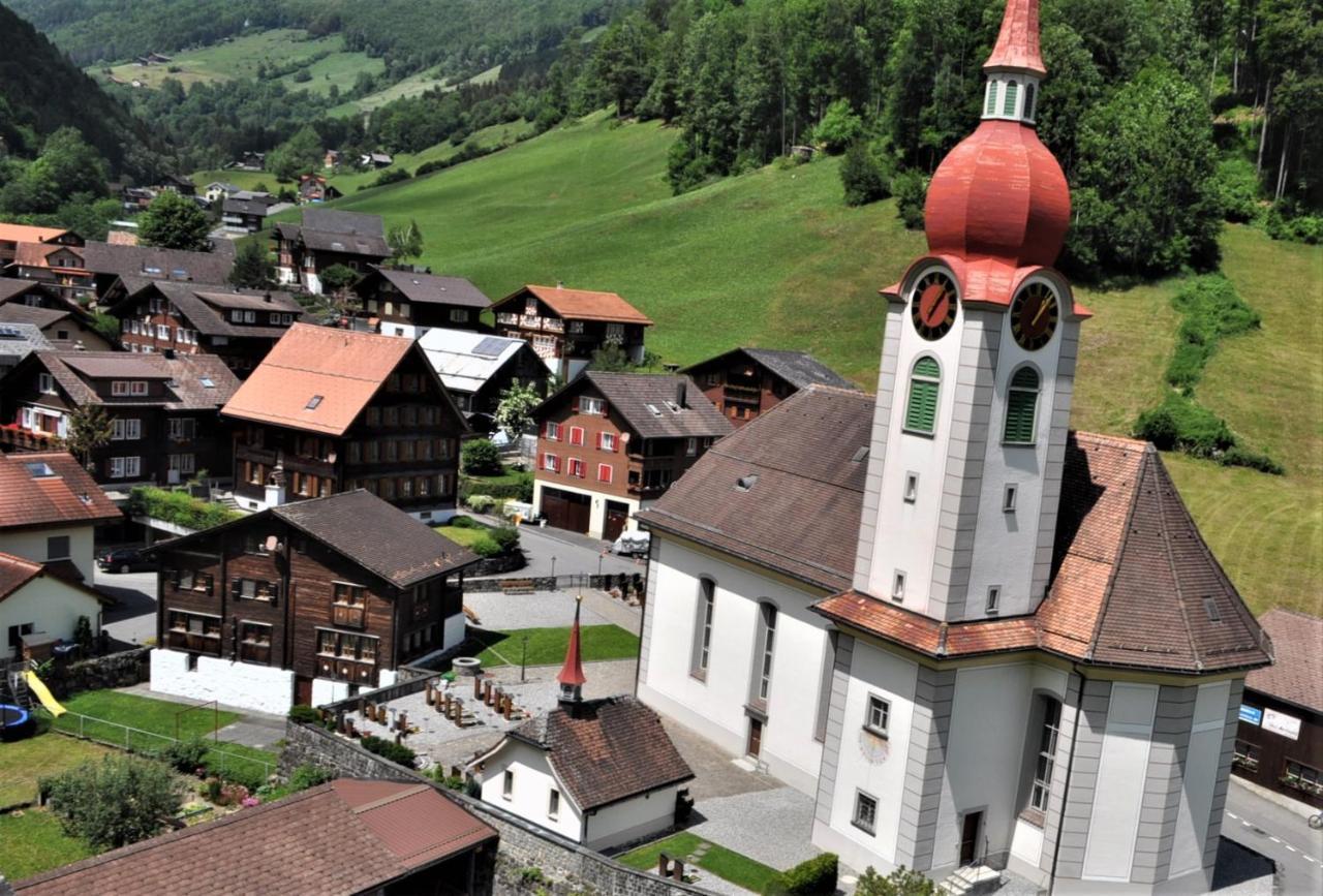 Ferienwohnung Ob Vierwaldsaettersee Isenthal المظهر الخارجي الصورة