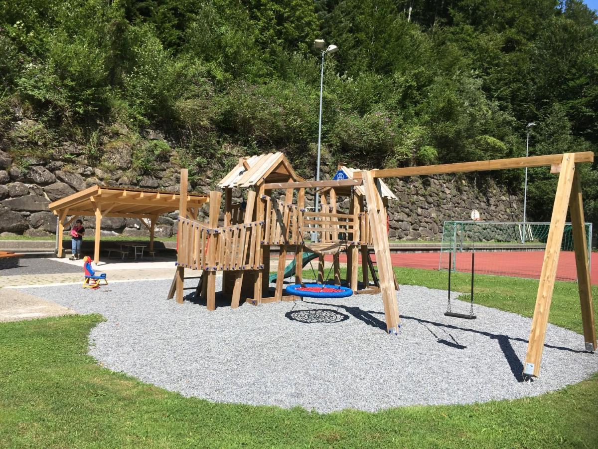 Ferienwohnung Ob Vierwaldsaettersee Isenthal المظهر الخارجي الصورة