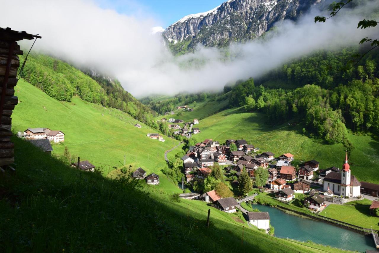 Ferienwohnung Ob Vierwaldsaettersee Isenthal المظهر الخارجي الصورة